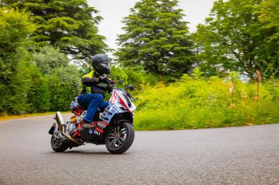 Italjet Dragster 300 Gresini Racing - Hyper Scooter Giới Hạn Mang ADN MotoGP Đầy Nổi Loạn