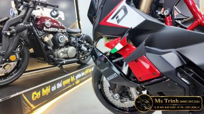 Italjet Dragster 700 Twin màu đỏ – Khung đỏ, áo đen và một diện mạo không dành cho số đông