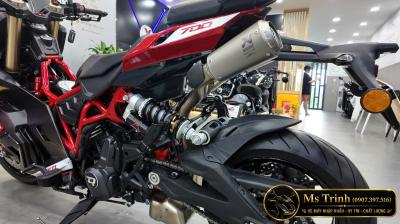 Italjet Dragster 700 Twin màu đỏ – Khung đỏ, áo đen và một diện mạo không dành cho số đông