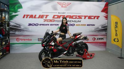 Italjet Dragster 700 Twin Premium Edition 2026 Quái Thú Tàng Hình Mang Trái Tim Mô Tô 700cc Trong Thân Xác Xe Tay Ga