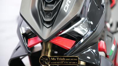 Italjet Dragster 700 Twin Premium Edition 2026 Quái Thú Tàng Hình Mang Trái Tim Mô Tô 700cc Trong Thân Xác Xe Tay Ga