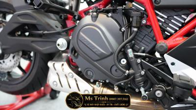 Italjet Dragster 700 Twin Premium Edition 2026 Quái Thú Tàng Hình Mang Trái Tim Mô Tô 700cc Trong Thân Xác Xe Tay Ga