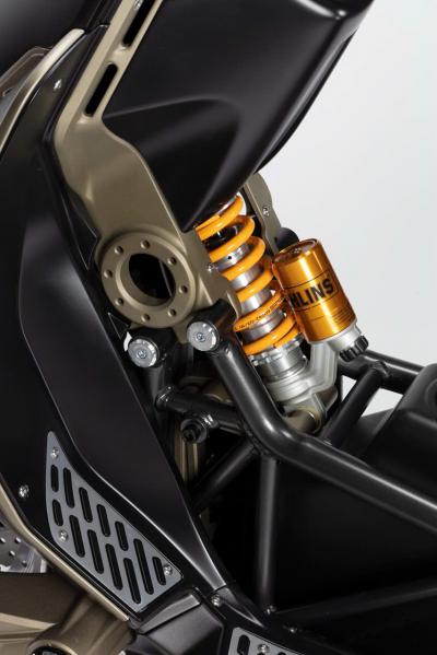 Italjet Roadster 400 Limited Edition 2026 –Giới hạn 777 xe toàn cầu nhập Ý chính ngạch