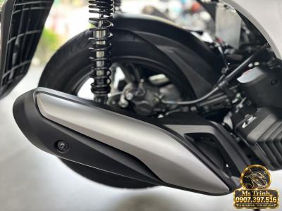 SH150i Ý 2027 màu trắng - Phiên bản mới nhập chính ngạch, giá tốt