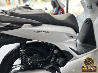 SH150i Ý 2027 màu trắng - Phiên bản mới nhập chính ngạch, giá tốt