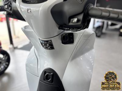 SH150i Ý 2027 màu trắng - Phiên bản mới nhập chính ngạch, giá tốt