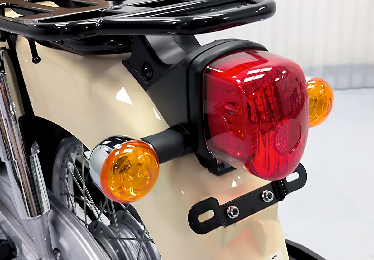 Đèn hậu Honda Cub 81-50 2024 nội địa nhật