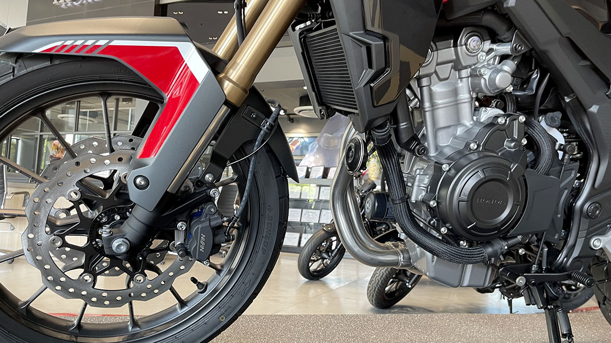 Honda CB500X 2023