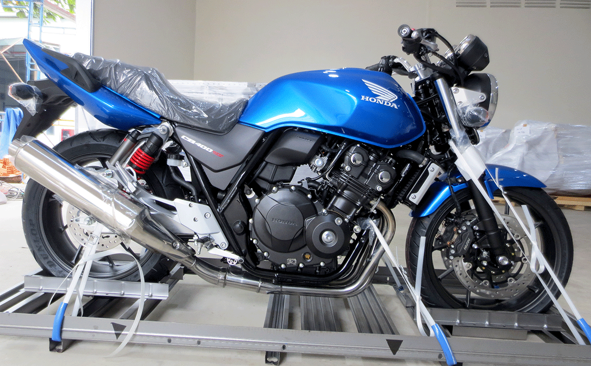 Honda CB400SF 2018 màu xanh