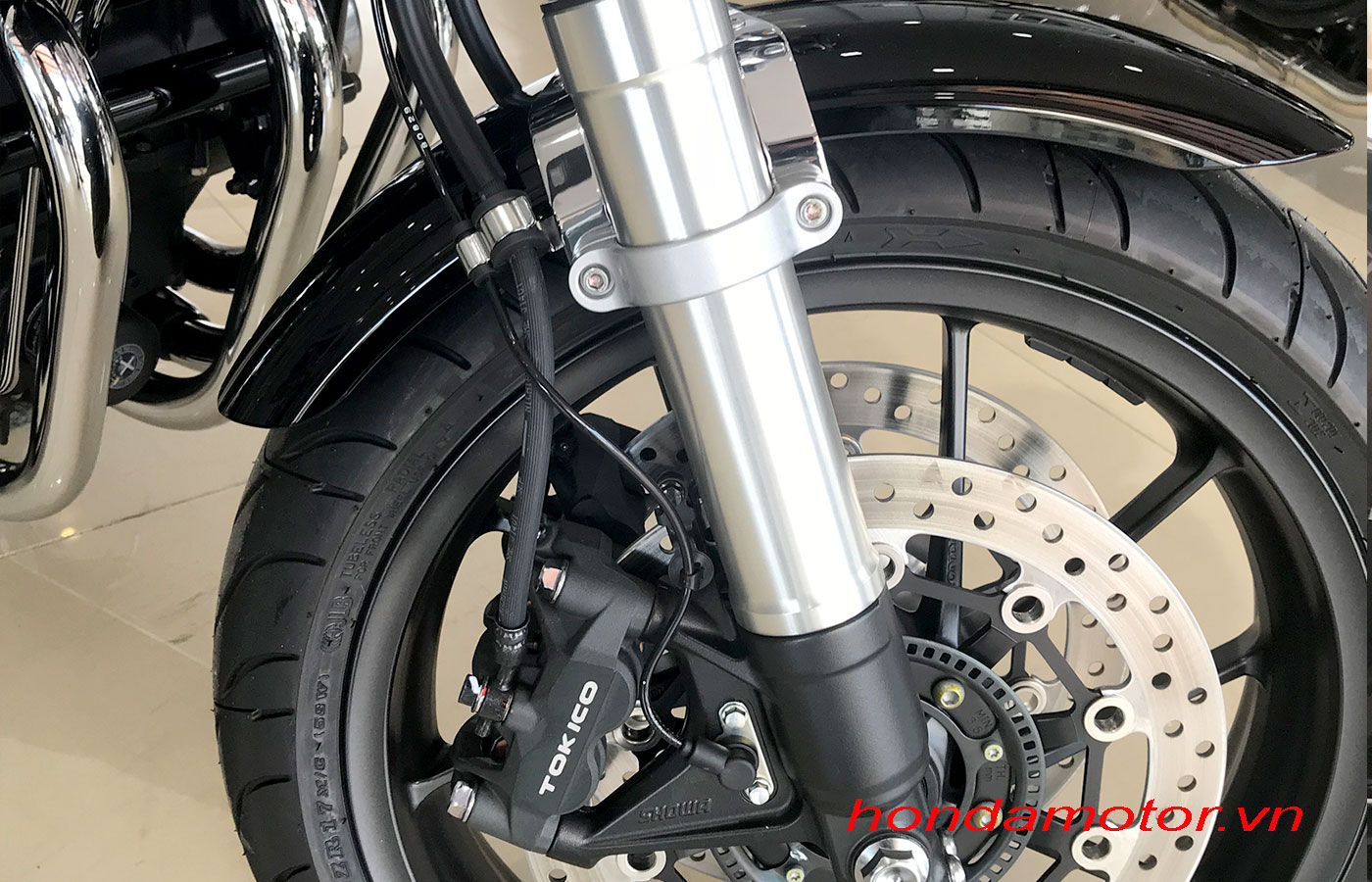 Phuot truoc Honda CB1100RS 2018