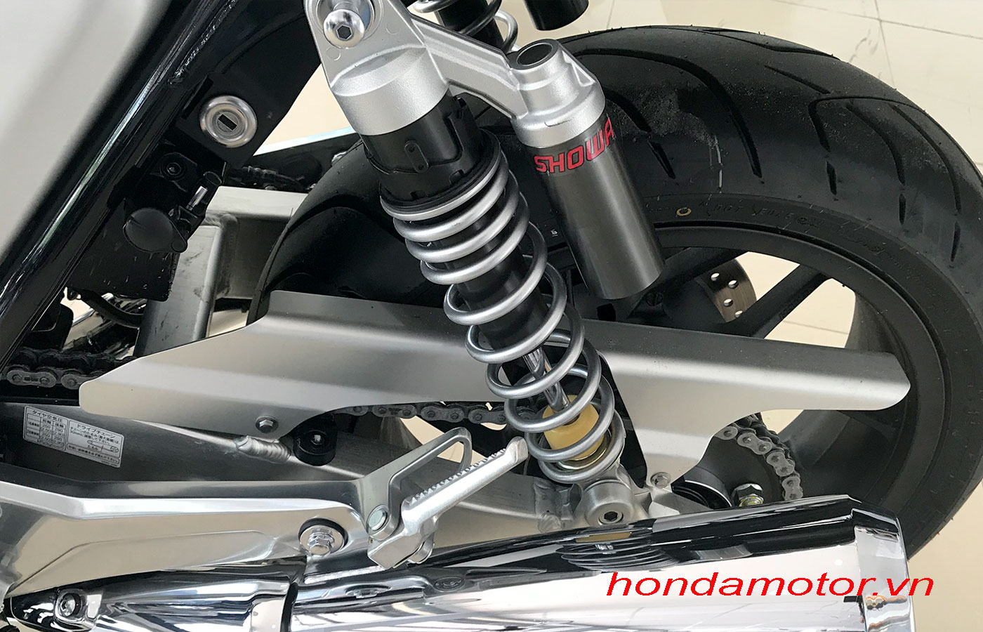 phuột sau Honda CB1100RS 2018