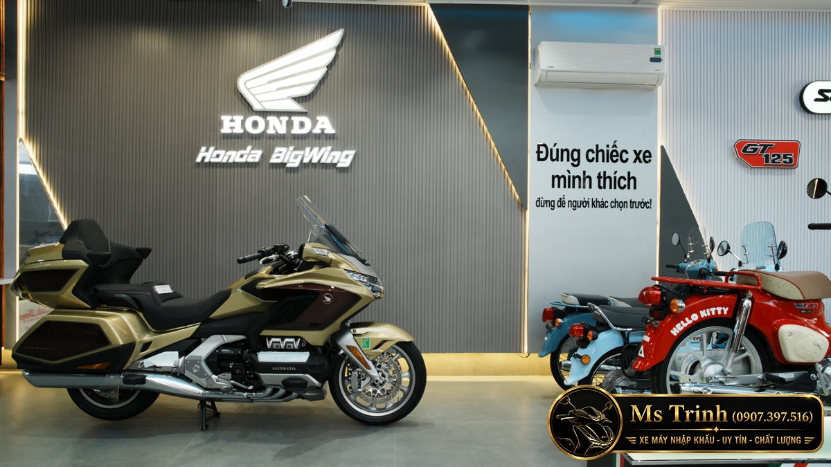 CubShop Premium tái xuất - Sau cánh cửa showroom mới là cả một thế giới xe đáng mơ ước