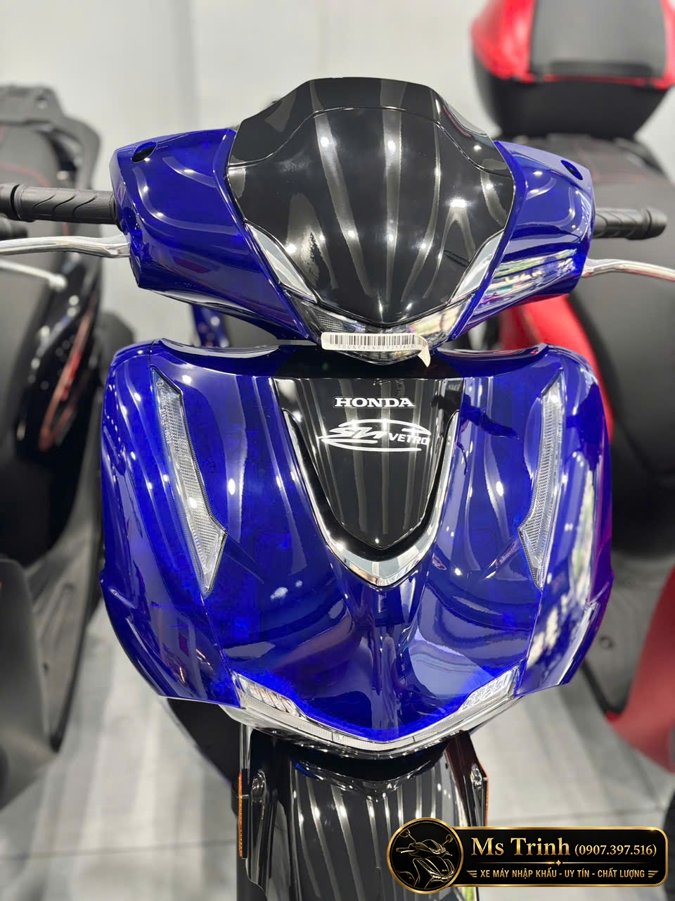 SH150 Ý 2026 Vetro Blue Sapphire