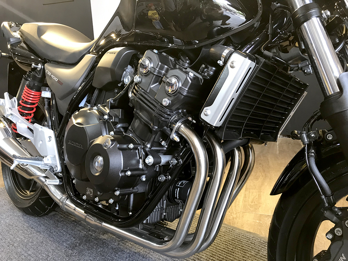 10 Điều Chắc Bạn Sẽ Chưa Biết Về Chiếc CB400 Super Four 2019