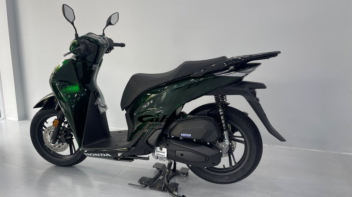 SH 125i Ý trang bị động cơ thế hệ mới